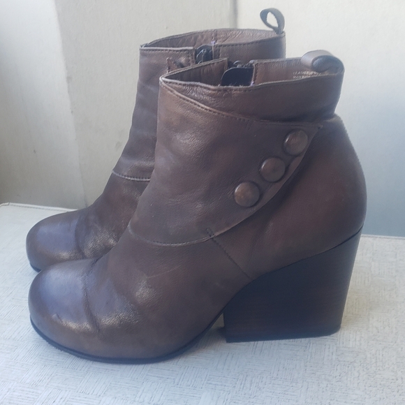 Miz Mooz Keegan wedge taupe leather booties size 10 - Picture 6 of 13